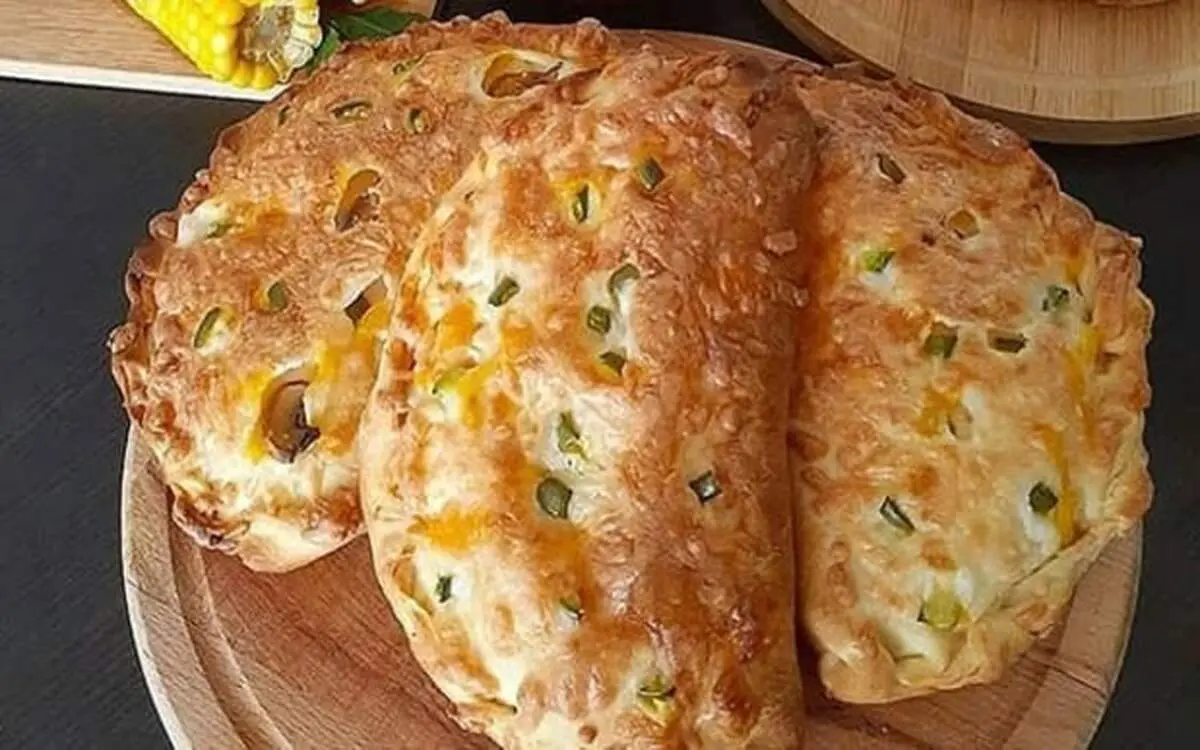 طرز تهیه پیتزا کالزونه