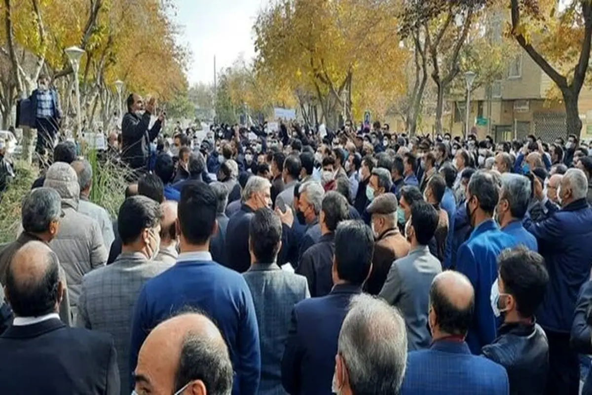 تجمع معلمان برای اجرای لایحه رتبهبندی + فیلم و عکس