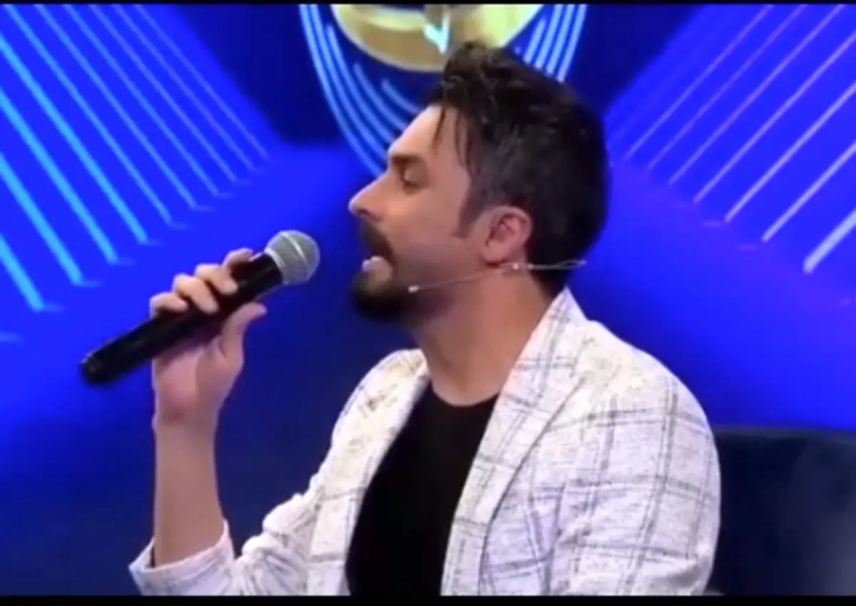 اجرای زنده و جالب حمید هیراد در برنامه شب آهنگی+ فیلم