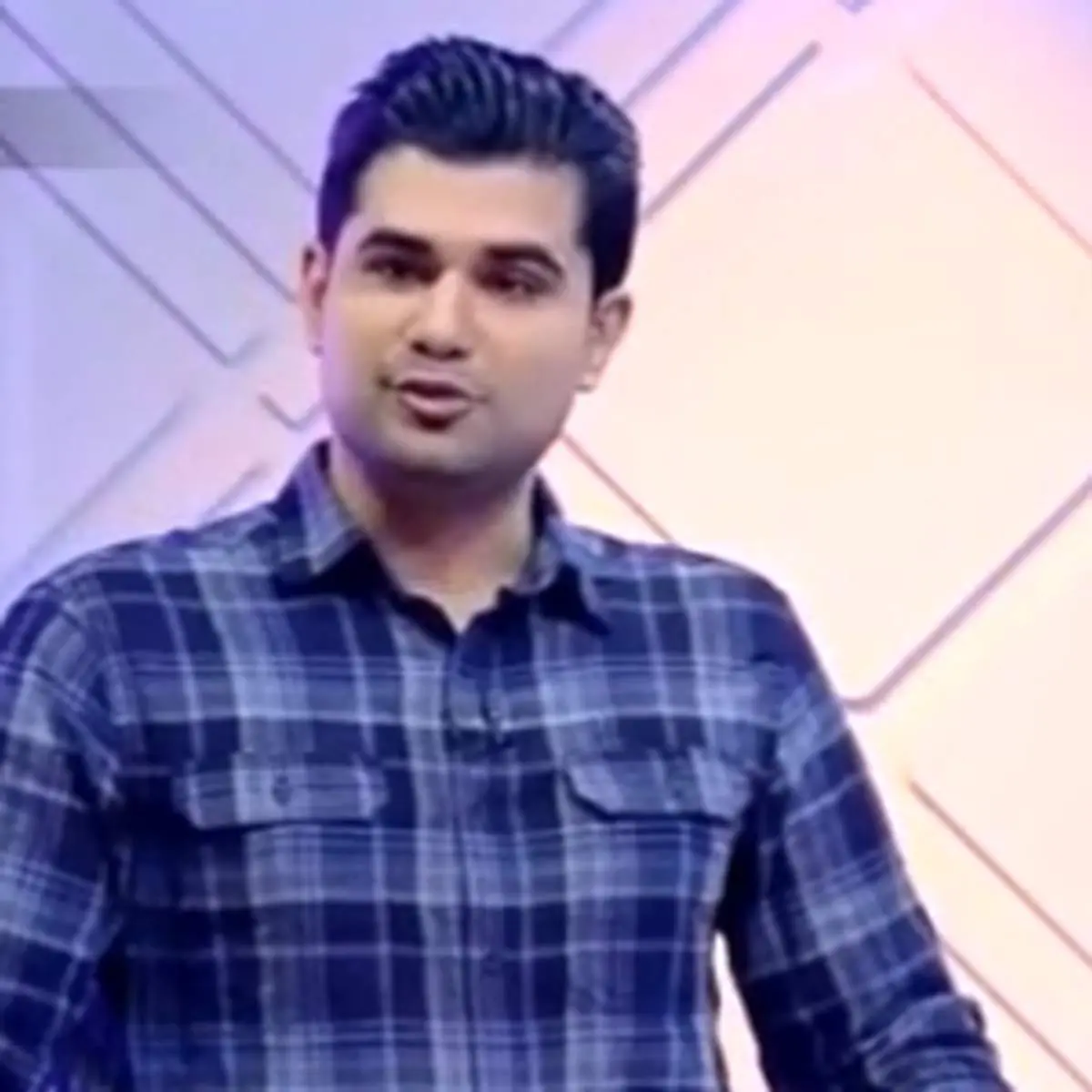 رونمایی از حقوق‌های فوق نجومی در برنامه زنده تلویزیونی!+ فیلم