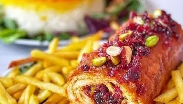 طرز تهیه زرشک پلو با رول مرغ شکم پر