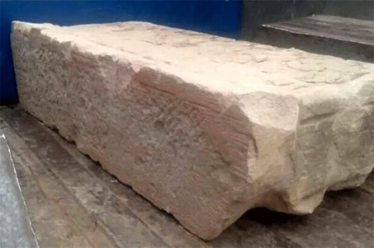 کشف کتیبه ساسانی ربوده شده در تخت جمشید + فیلم