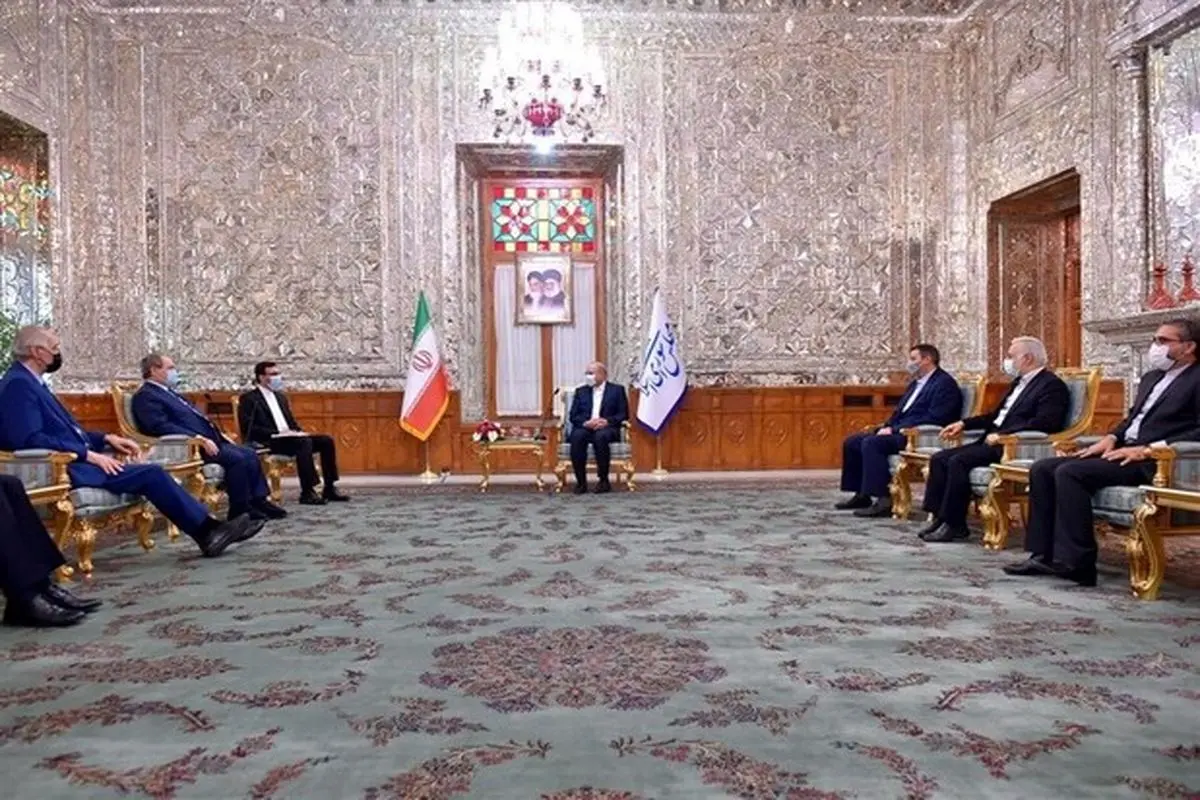 قالیباف بر لزوم حمایت از بخش‌های خصوصی ایران و سوریه تاکید کرد