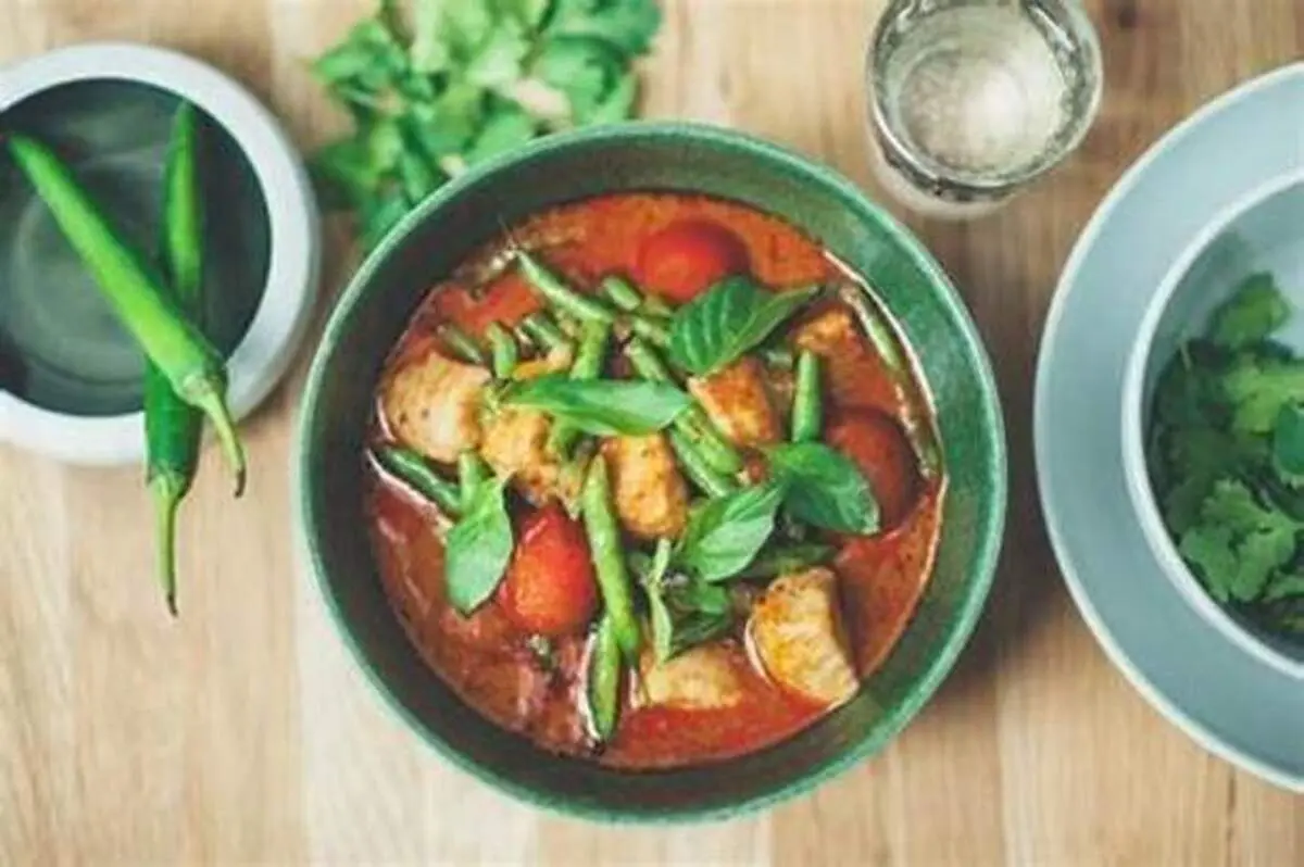 طرز تهیه آبگوشت بامیه ، مقوی و سالم