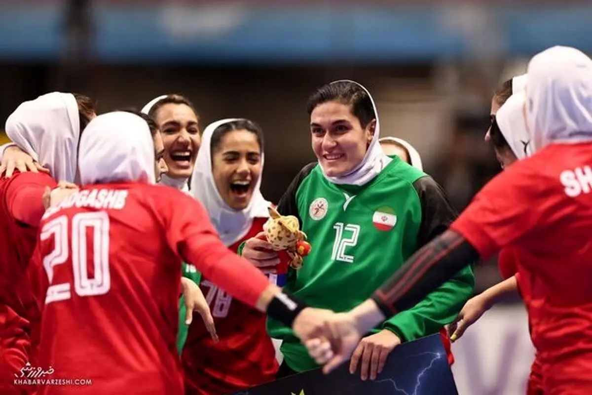 پیام احساسی کوره گیر لیو برای دختران ایرانی/ خوش شانس بودیم که با شما بازی کردیم