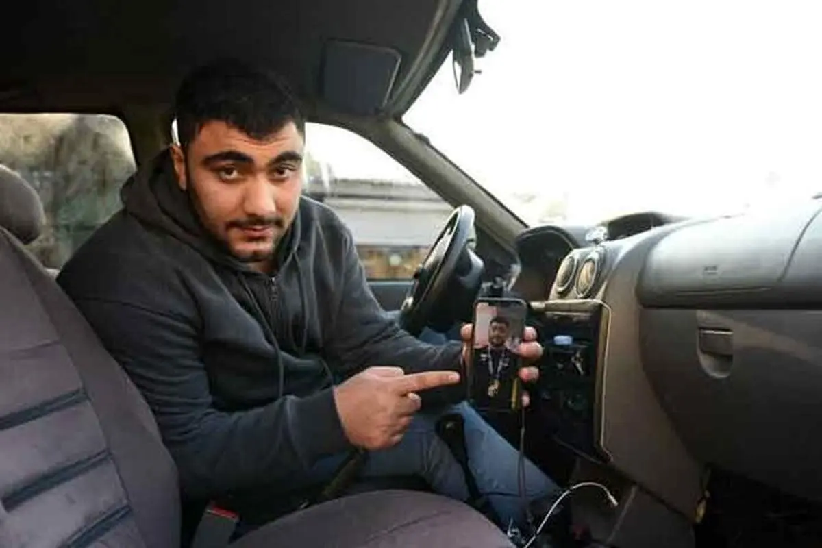 قهرمان جهان در اسنپ کار میکند