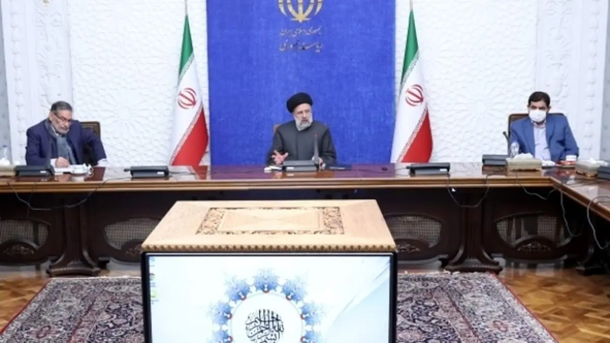 درآمد ارزی ایران در ۸ ماهه اول امسال رکورد زد/ رئیس جمهور: عوامل مداخلهگر در بازار ارز شناسایی و معرفی شوند