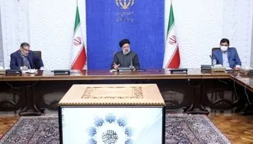 درآمد ارزی ایران در ۸ ماهه اول امسال رکورد زد/ رئیس جمهور: عوامل مداخله‌گر در بازار ارز شناسایی و معرفی شوند