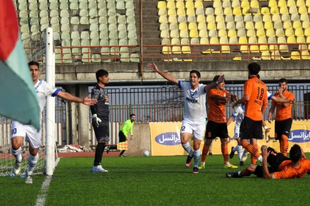 مسی‌ها صدرنشین لیگ را متوقف کردند