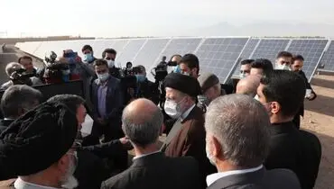 رئیس‌جمهور: استان یزد منطقه مناسبی برای توسعه مزارع تولید انرژی خورشیدی است