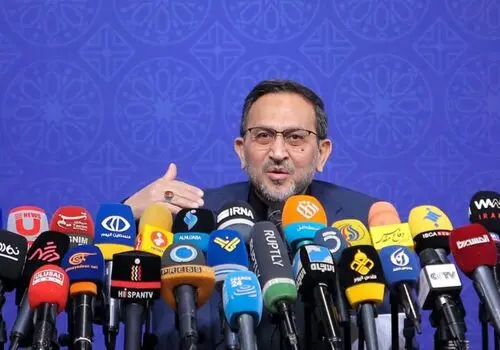 مشاور فرمانده کل سپاه: دیماه دو فروند B۲ آمریکا به همراه چند سوخت‌رسان به سمت ایران پرواز کردند!