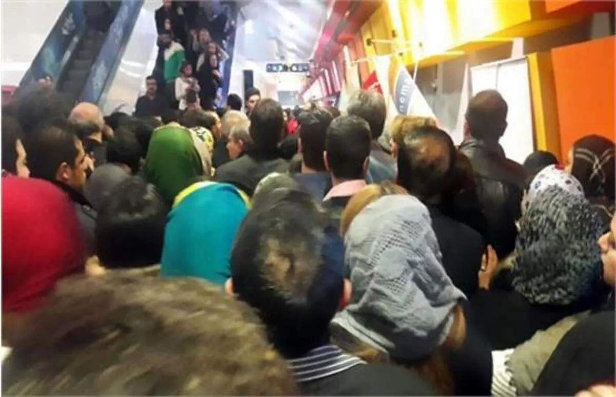 ماجرای قمه‌کشی در پردیس سینمایی کوروش چه بود؟ + جزئیات و فیلم درگیری