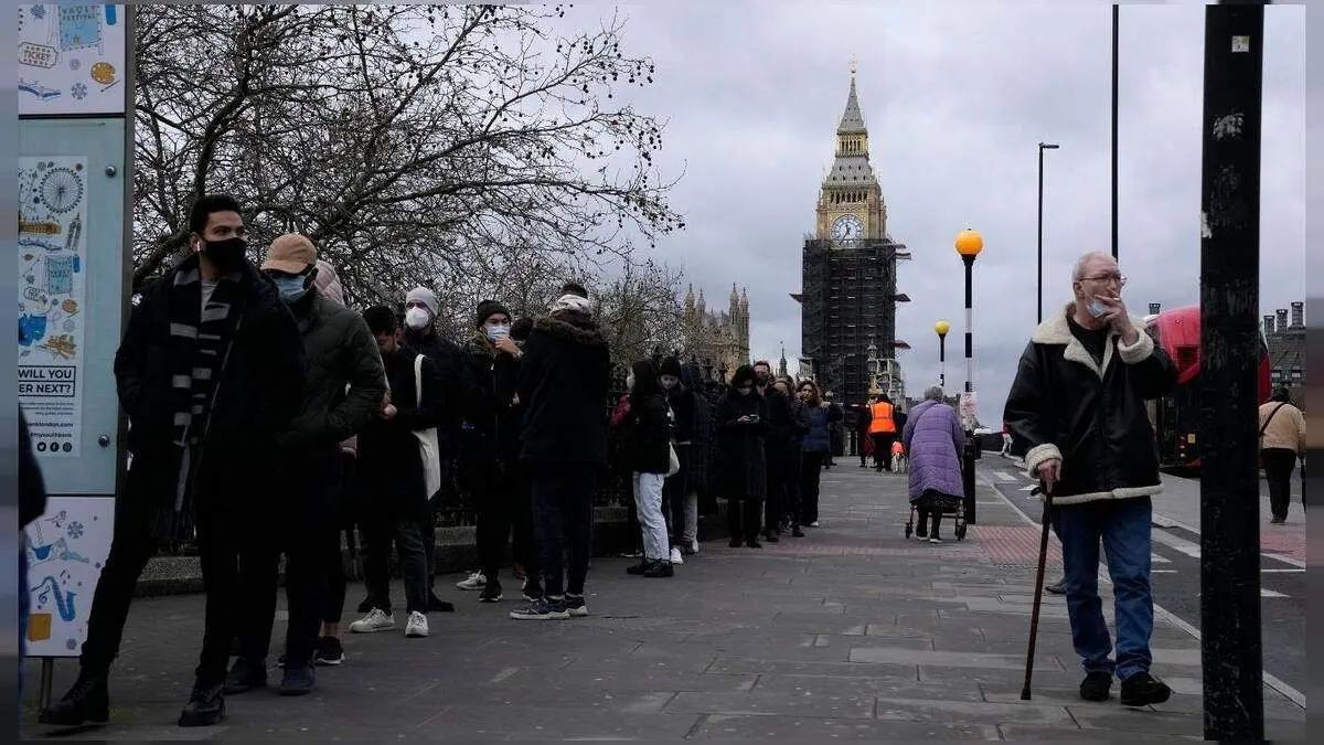 صف‌های طولانی مقابله با سویه اومیکرون