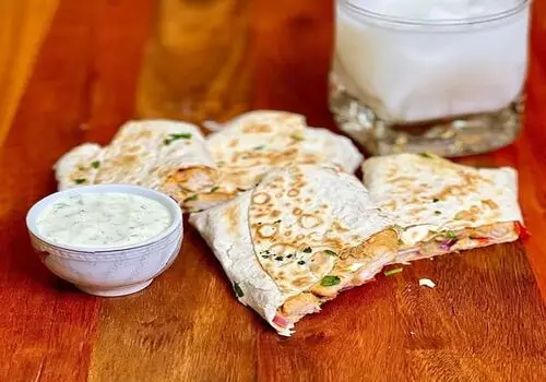 طرز تهیه ساندویچ فوری مرغ