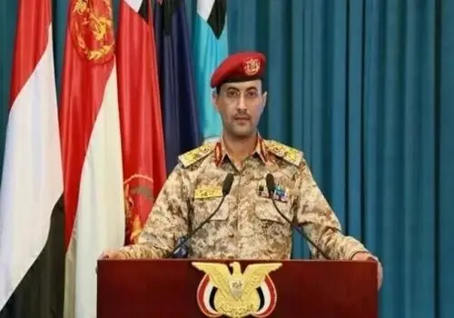 یمن ۵ کشتی آمریکایی را هدف حمله موشکی قرار داد