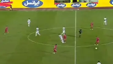 گل اول تراکتور به پرسپولیس توسط پیمان بابایی+ فیلم