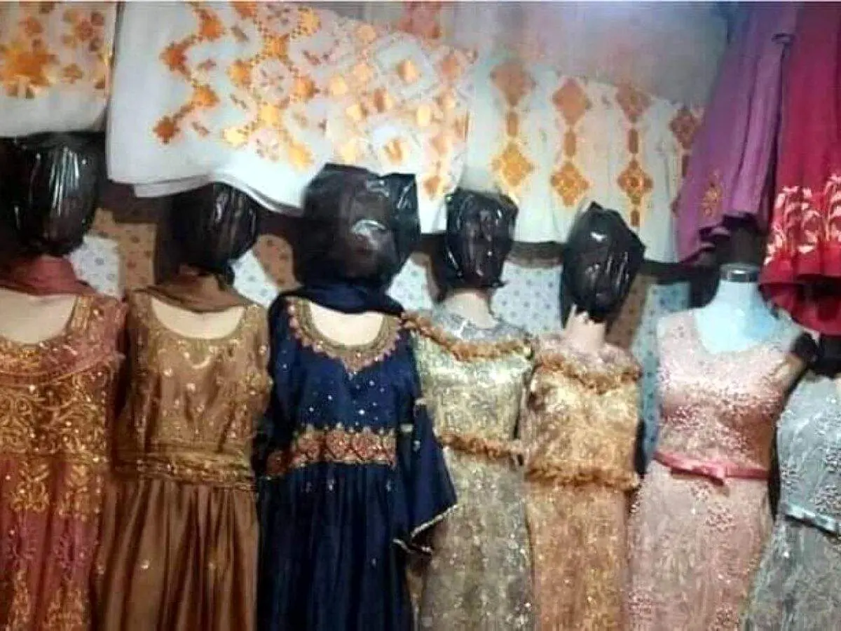 طالبان باز هم سر می‌بُرَد؛ این بار نوبت مانکن‌هاست! + فیلم