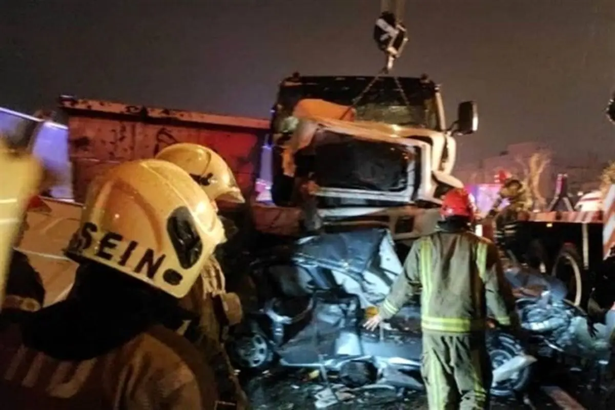 جان باختن ۴ جوان در حادثه تصادف جاده سروستان