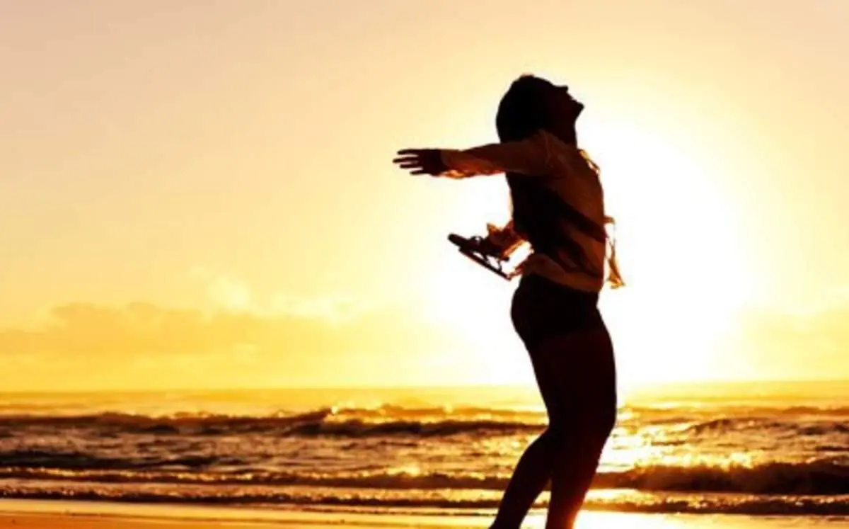 راه‌های شاد بودن زنان + حل یک مشکل زنانه