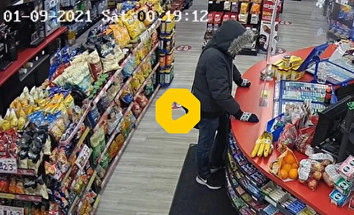 گاف‌های احمقانه و خنده‌دار سارقین در حین دزدی+ فیلم
