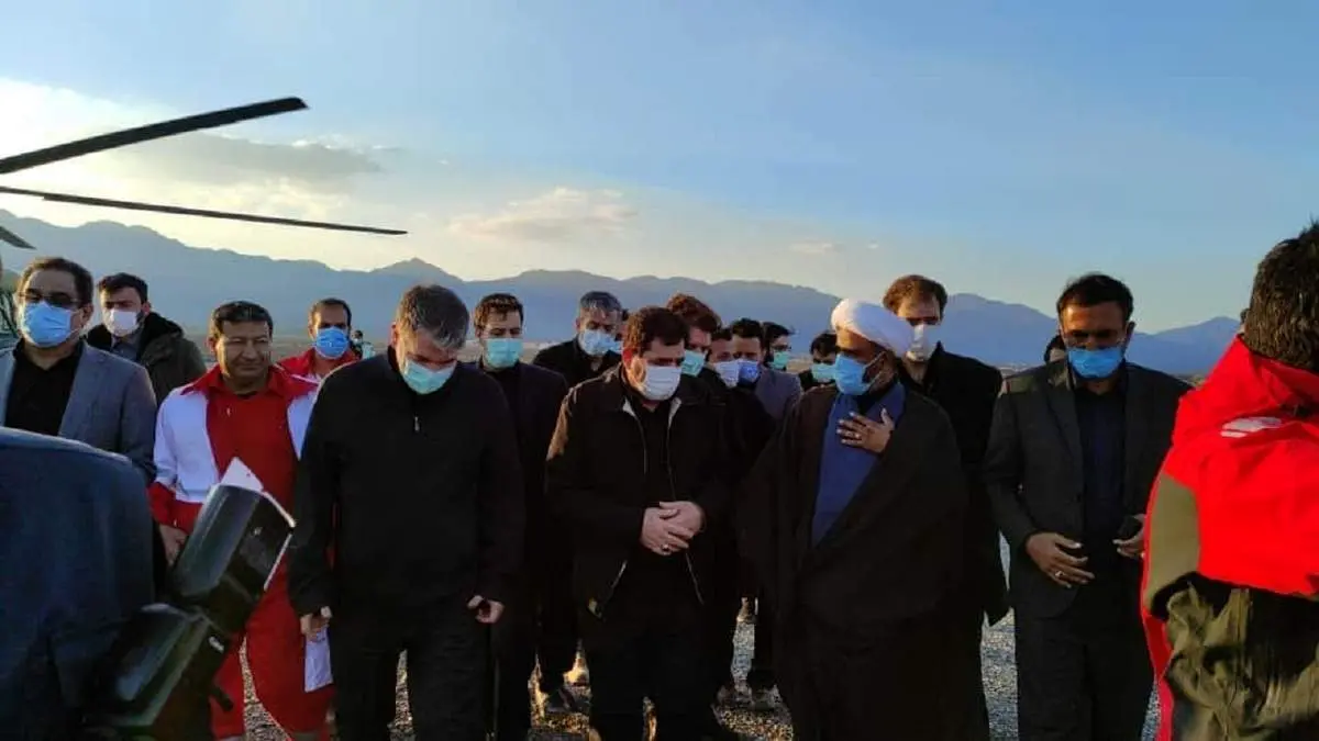 بازدید هوایی و میدانی مخبر از مناطق سیل‌زده و گفت‌وگو با سیلزدگان