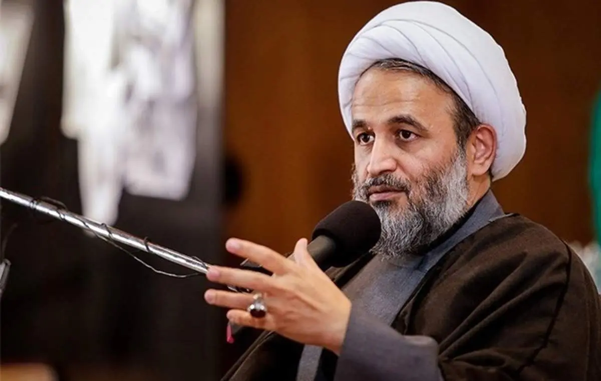 پناهیان: دعوای حزباللهیها باید نجات مردم فرانسه از بیبند و باری باشد