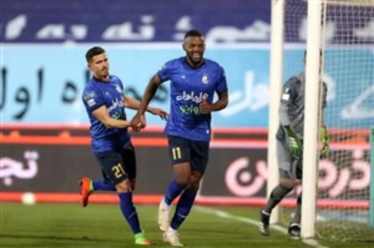 خلاصه بازی استقلال ۳ - مس رفسنجان ۲