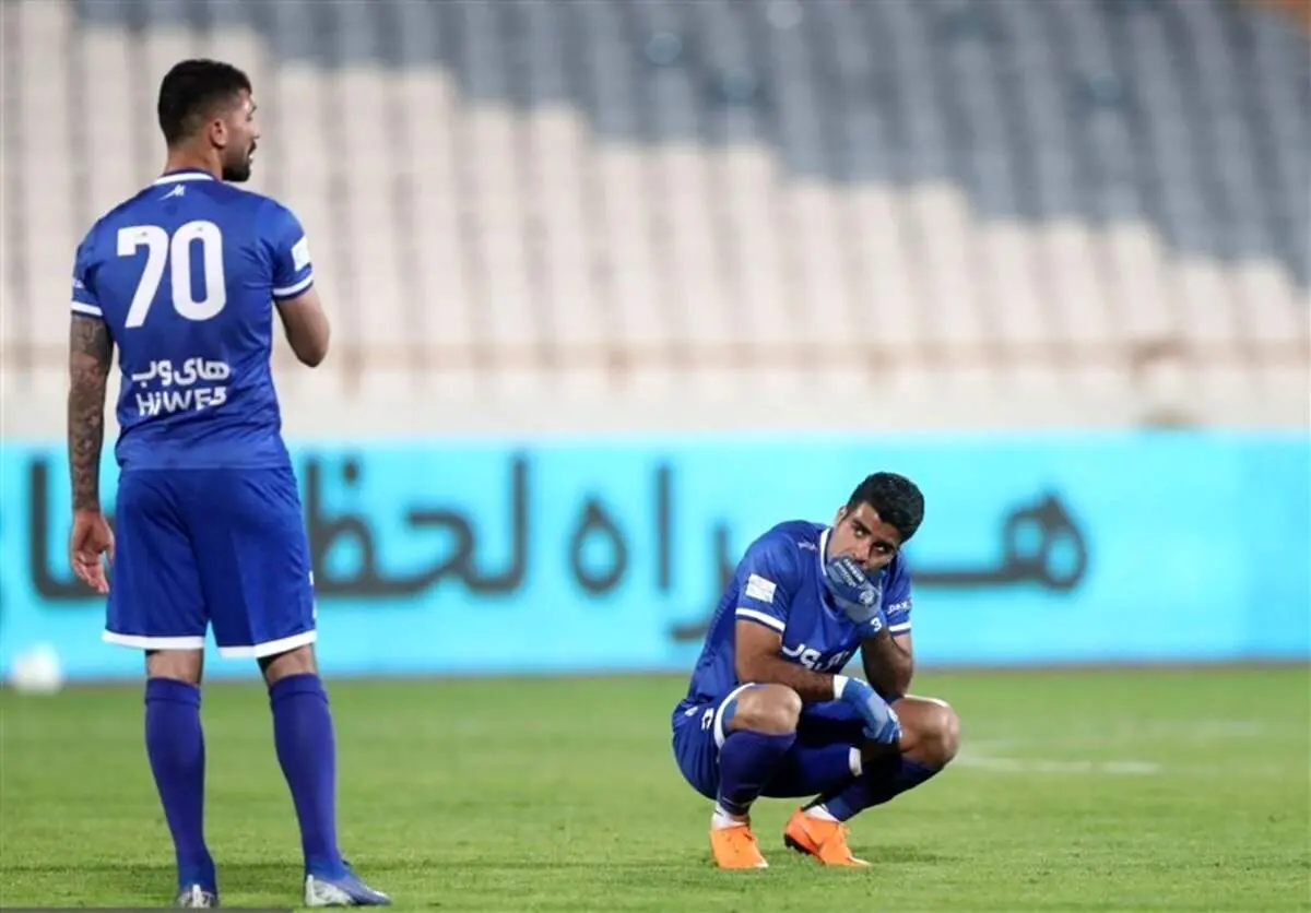 هشتمین اخطار مرادمند در دوازدهمین بازی‌اش در فصل جاری