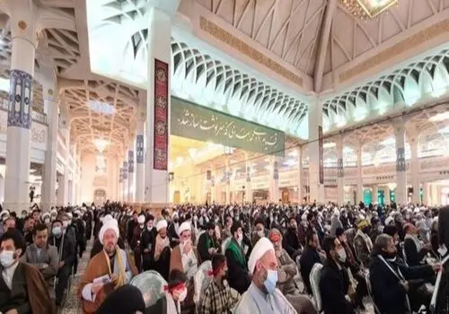 دشمن سیاست «بیرون کشاندن مردم ایران از صحنه» را پیگیری می‌کند
