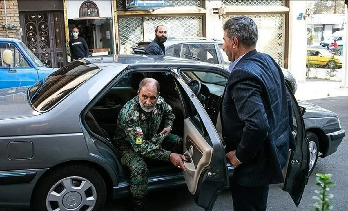 ناگفته‌های فرمانده یگان ویژه از ناآرامی‌های اصفهان | سنگین‌ترین سلاح ما تفنگ ساچمه‌زن بود؛ سلاح جنگی نداشتیم | سنگ زدند؛ با آرامش برخورد شد