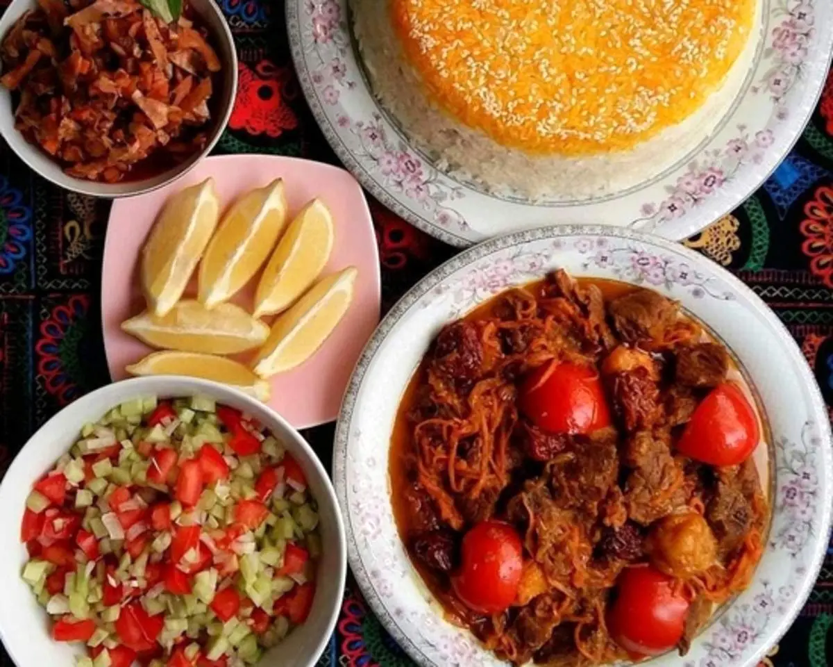 طرز تهیهی خورشت هویج تبریزی؛ خورشت اصیل ایرانی