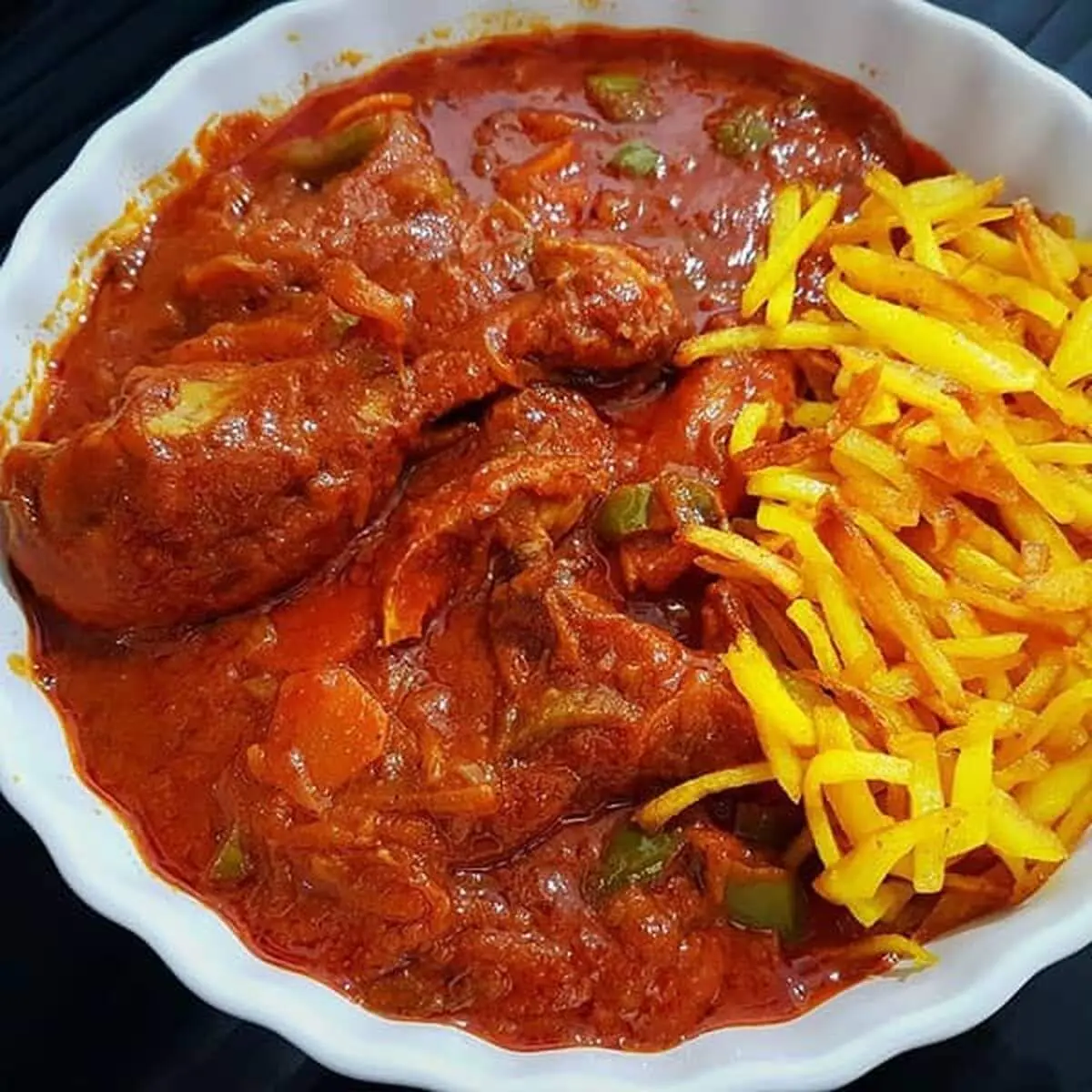 طرز تهیه خورشت مرغ جا افتاده و آبدار