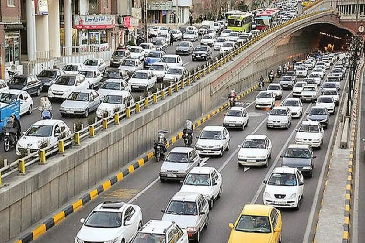 ترافیک نیمه سنگین در آزادراه قزوین - کرج/ کدام محور‌ها مسدود هستند؟
