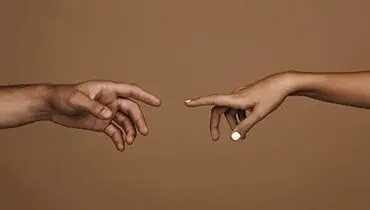 لمس کردن، لمس شدن؛ راهی برای زنده ماندن