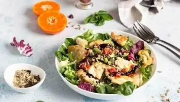 سالاد مرغ رژیمی