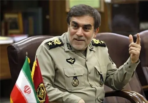 خط و نشان فرمانده ارتش برای آمریکا / حضور ناوگان فرامنطقه‌ای منطقه غیرموجه است 