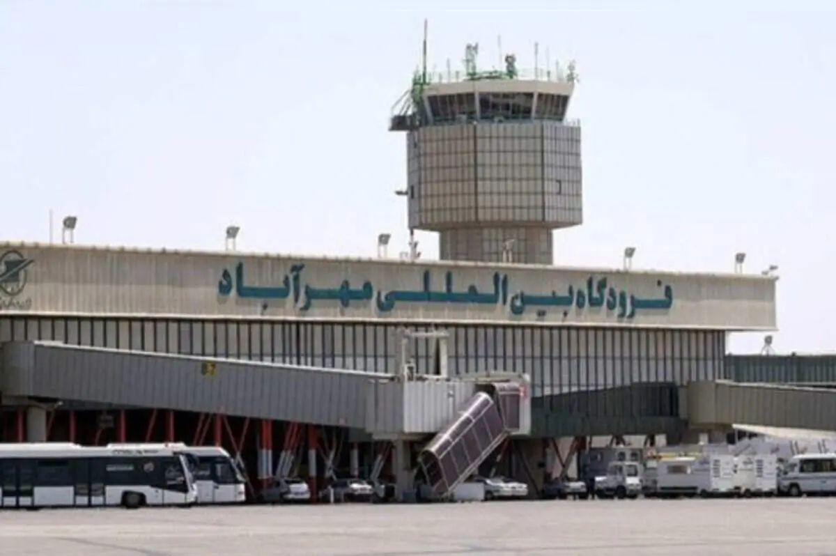 علت برخورد اتوبوس با هواپیما در فرودگاه مهرآباد چه بود؟ + تصاویر