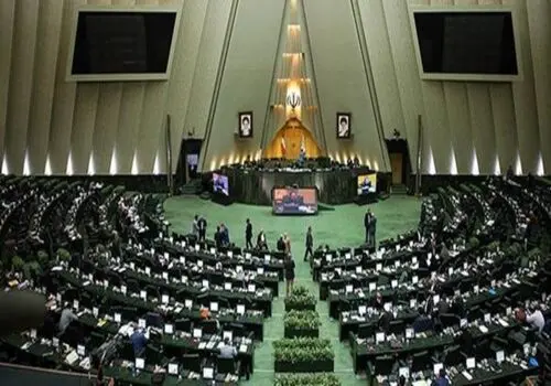 مجلس به دنبال تغییر افزایش سن بازنشستگی 