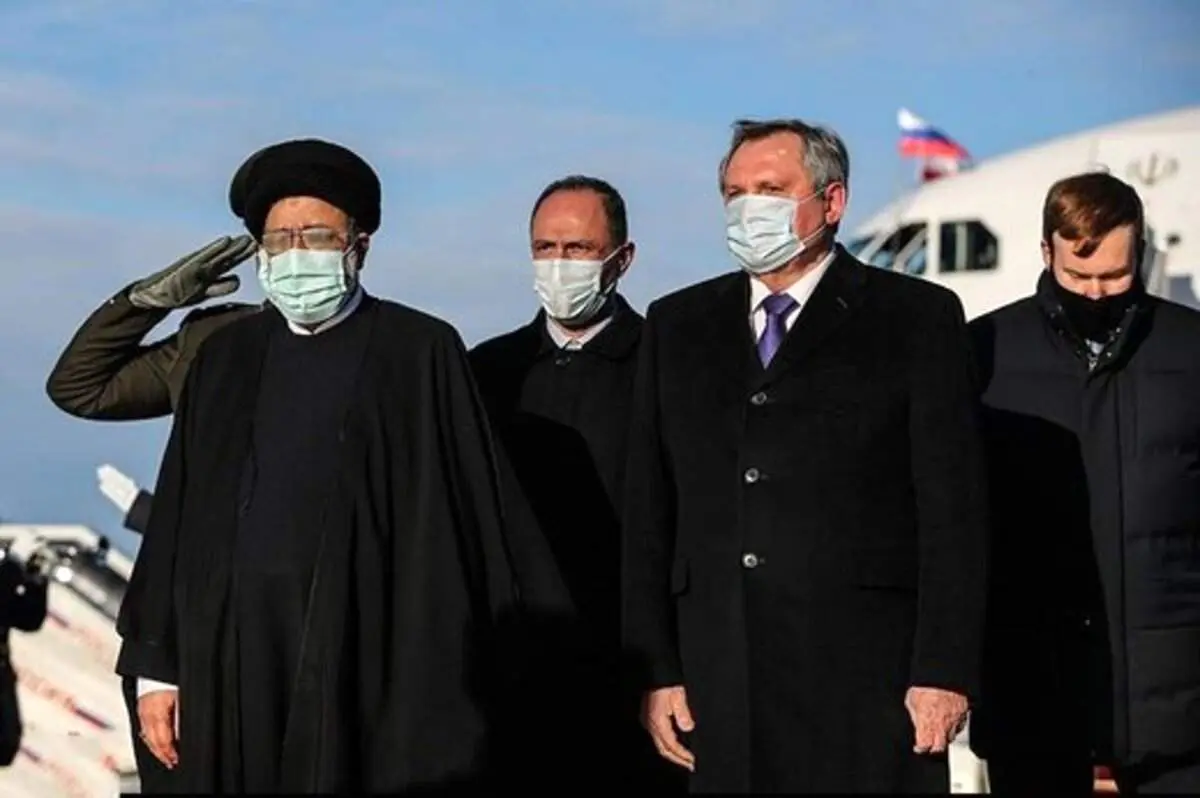 اولین ویدیو از لحظه اسکورت رئیس جمهور در مسیر مسجد جامع مسکو + فیلم