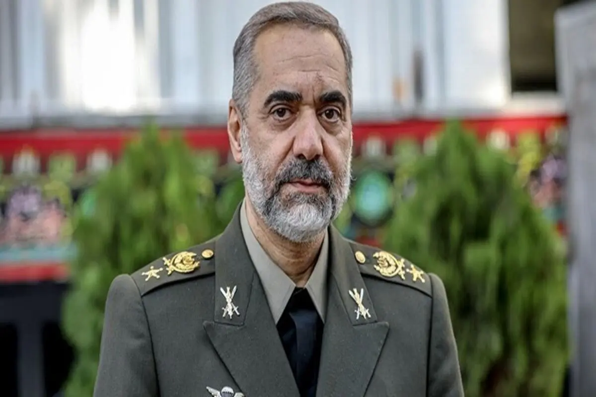 امیر آشتیانی: فضا برای حرکت‌های بزرگ در وزارت دفاع فراهم است