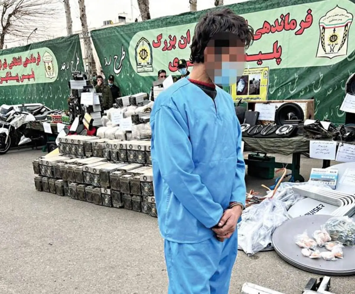 سرقت برای پوشیدن لباس مارک