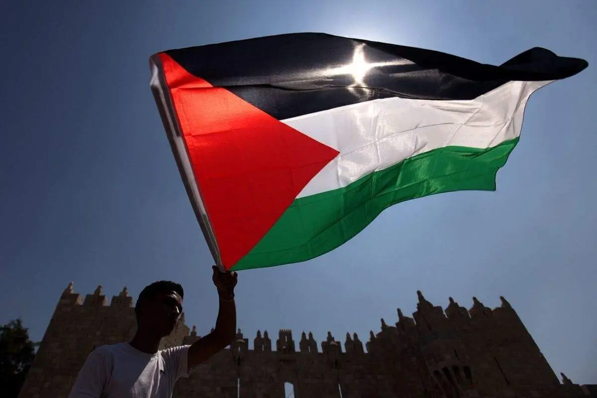 پاسخ جالب دختر اسیر فلسطینی به یک خبرنگار+فیلم