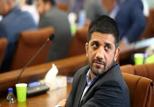 خالق ادعای «الزام لوله‌کشی مشروبات الکلی به استادیوم‌های جهان» را بشناسید