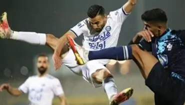 لغو استقلال - پیکان ، بازی هوادار هم روی هوا!