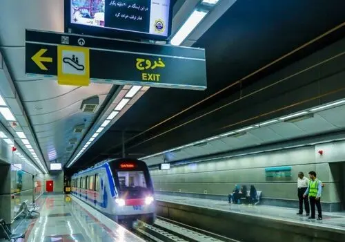 شاهکار جدید زاکانی؛ استفاده از جمله شخصی درباره حجاب در بنر شهرداری تهران!+ عکس