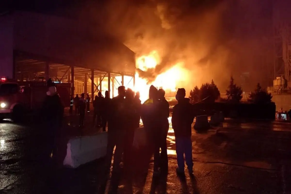 آتش سوزی در کارخانه سیمان آبیک + فیلم