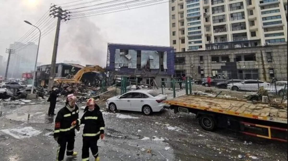 منفجر کردن هولناک و حادثه‌ساز فاضلاب توسط کودکات چینی! + فیلم