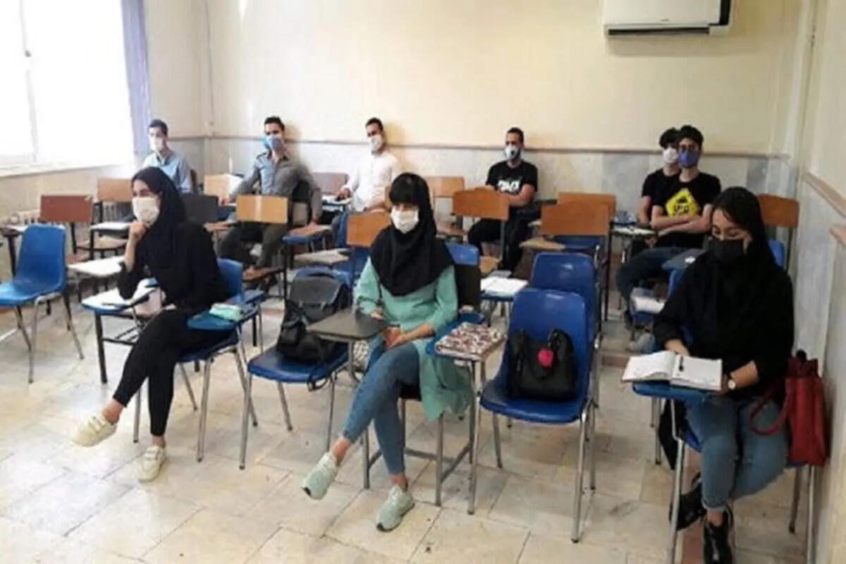 آموزش دانشجویان تمام مقاطع حضوری شد/ از ورود دانشجویان واکسن نزده به خوابگاه‌ها جلوگیری می کنیم