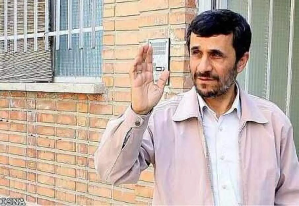 ادعای محدود شدن دسترسی احمدی نژاد به اطلاعات و اخبار / او مرداد ۱۴۰۱ از مجمع تشخیص حذف می شود