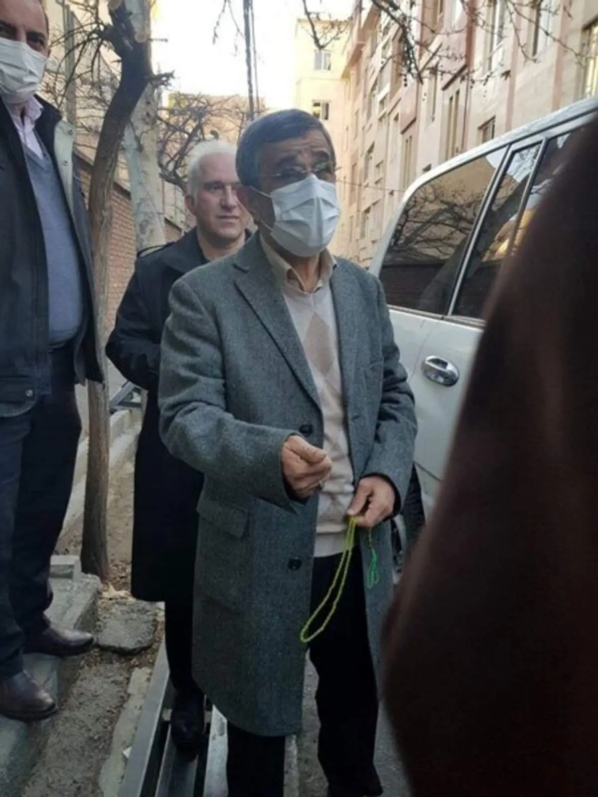 احمدی‌نژاد با تیپی که قبلا ندیده‌اید + عکس